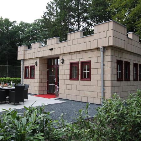 Designed Home With Bedstead Surrounded By Forest De Bult Room photo